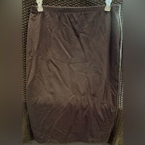 Max Studio Women’s Brown Straight Skirt w/Elastic Waist; Size L